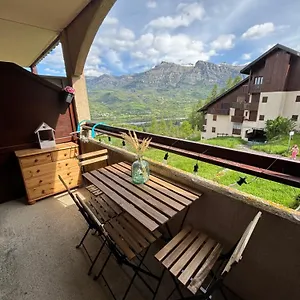 Appartement Confortable Et Chaleureux, Vue Magnifique, Saint-Leger-les-Melezes